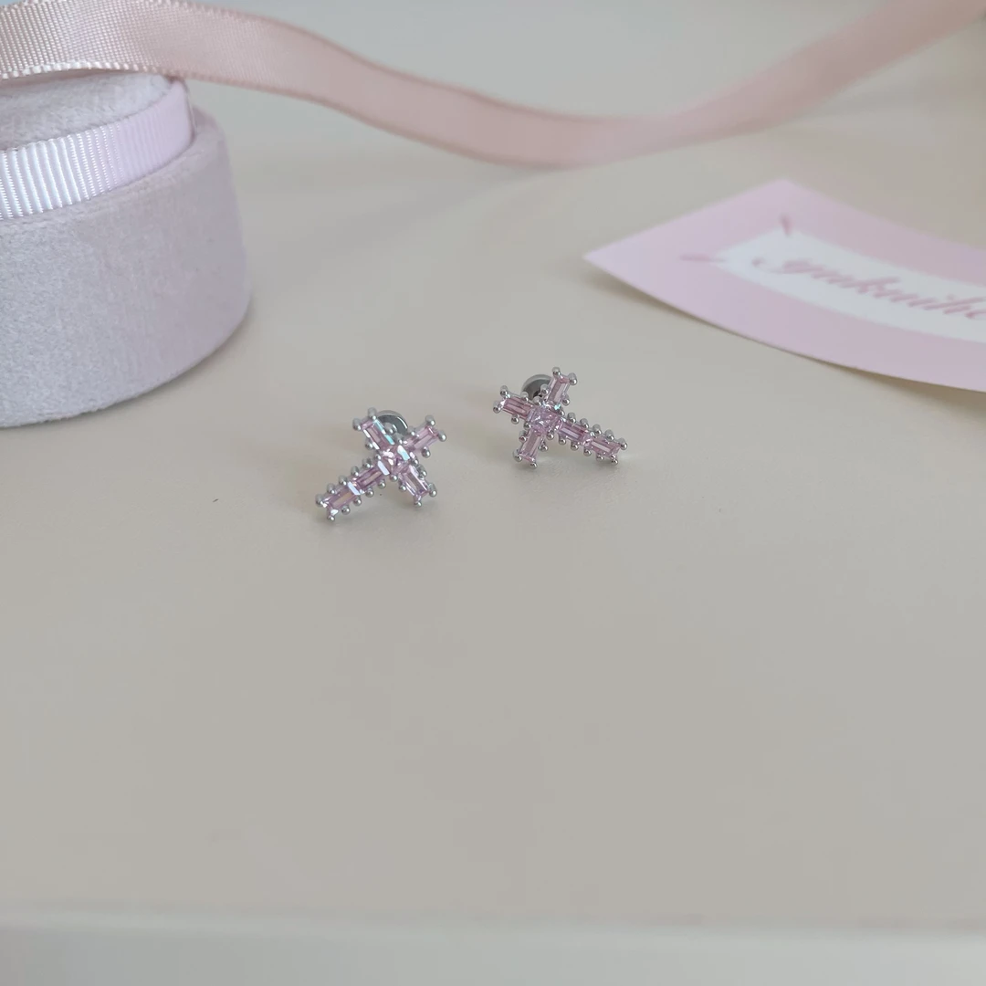 钛钢锆石耳饰 D2078螺帽粉色十字架耳钉耳骨耳蜗钉