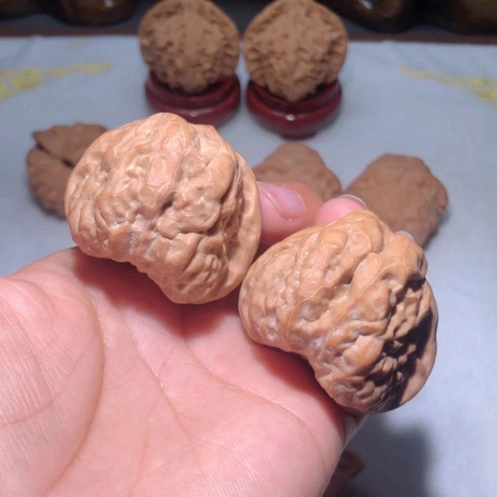 文玩核桃把件41.5蛤蟆头