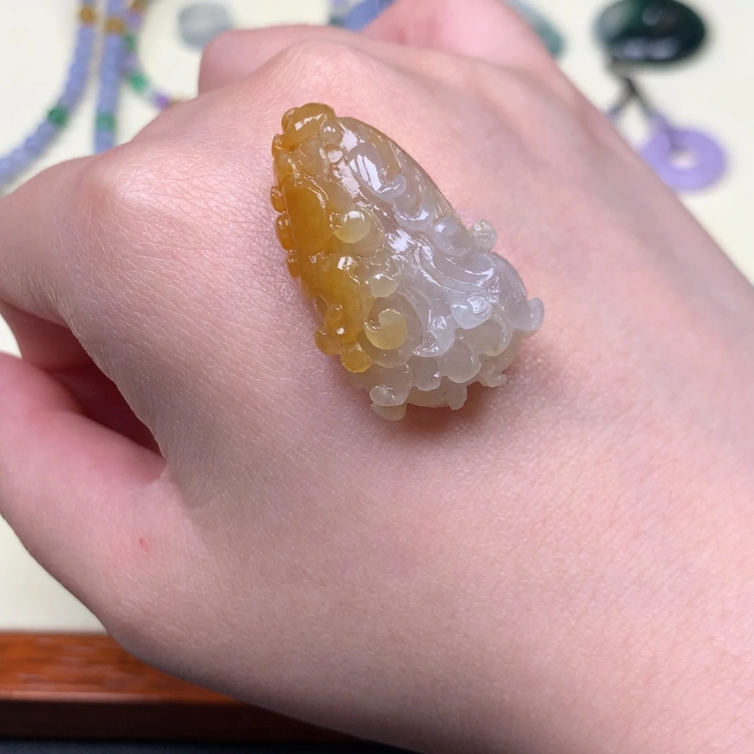 定制翡翠未镶嵌黄翡白菜