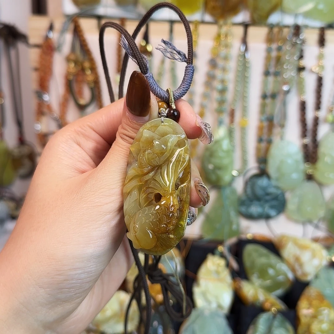 媛***缘蛇纹石玉未镶嵌颈饰