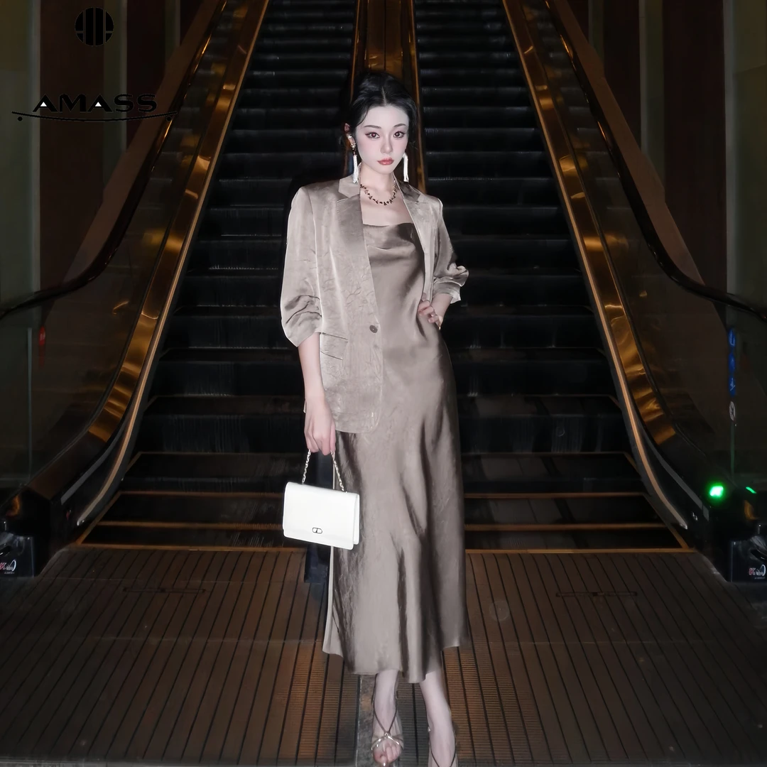 AMASS/阿玛施【流光溢彩】26早春高智职场雅丹风高定西服外套540069