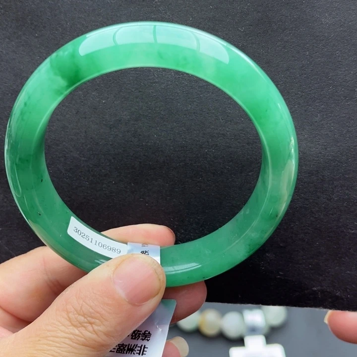 石英质玉未镶嵌手镯60.1