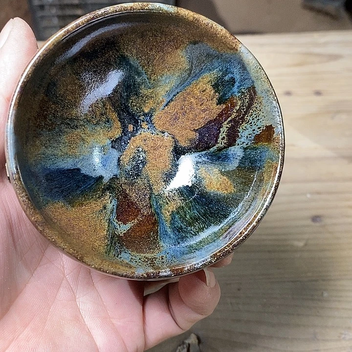 茶盏8.8健健康康快快乐乐