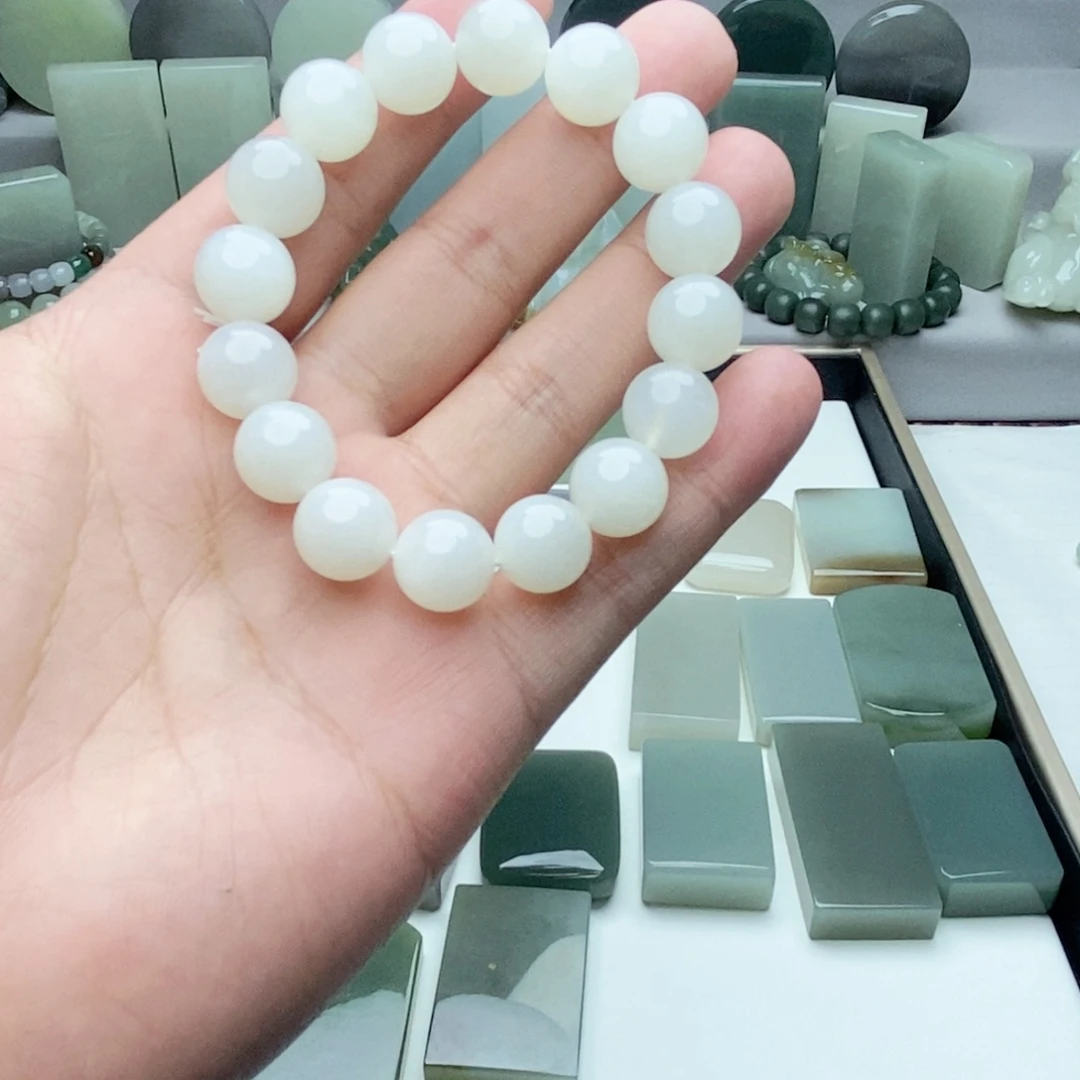 和田玉颈饰未镶嵌R***一