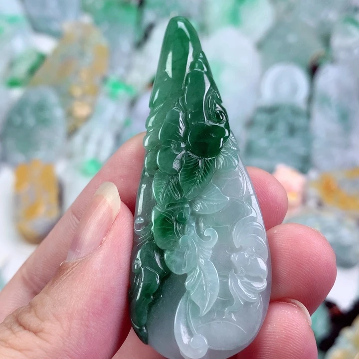 翡翠未镶嵌吊坠(不含链)
