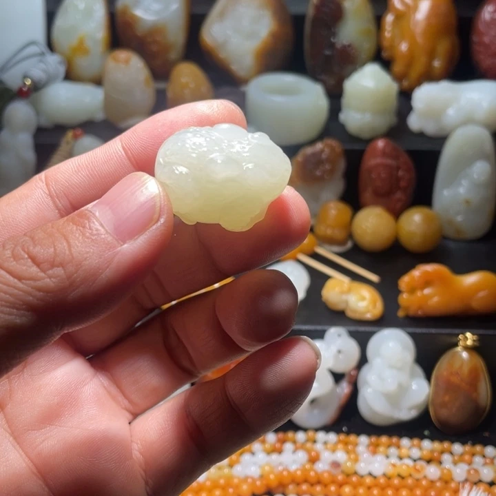 未镶嵌和田玉珠宝奇石