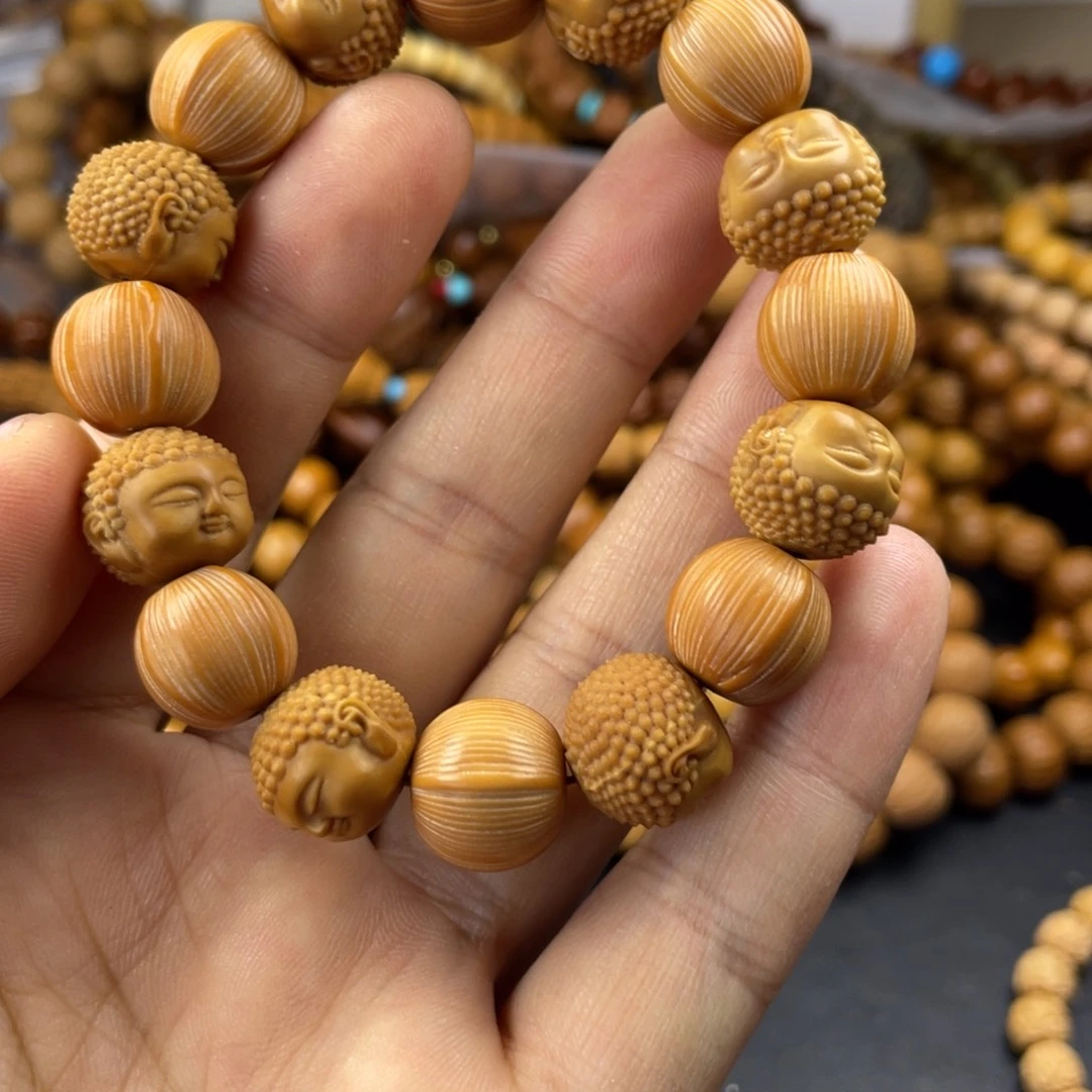 猴头核桃吊坠嗯、嗯