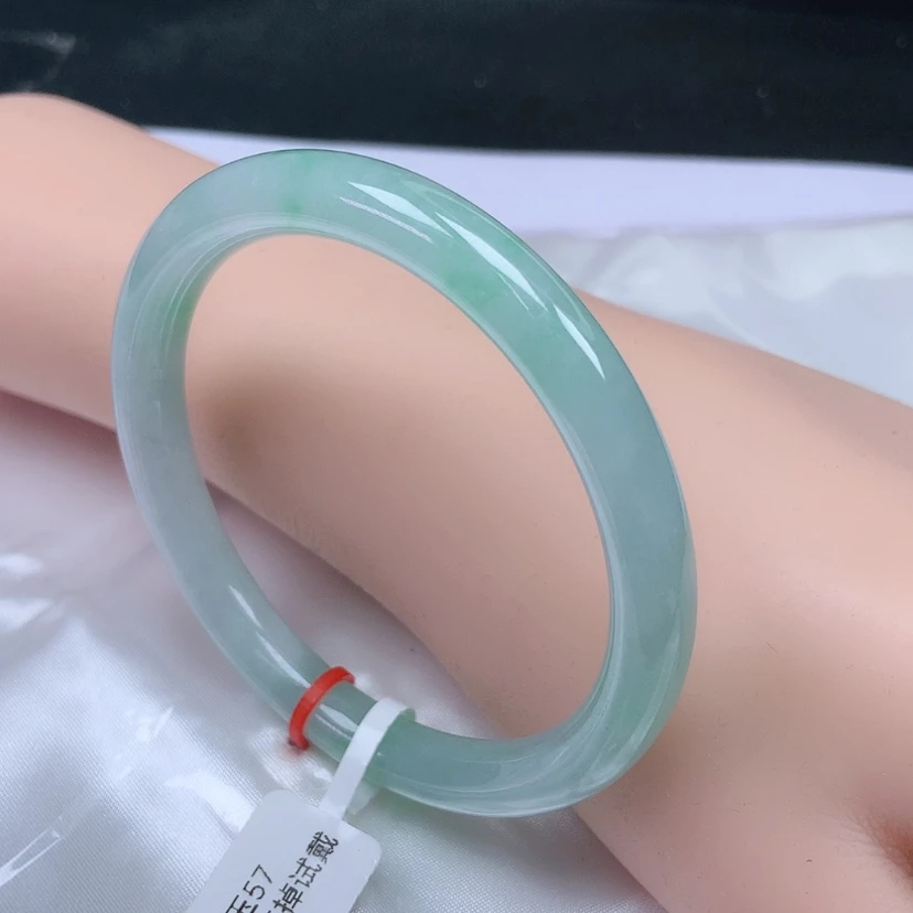 【闪购商品】翡翠手镯未镶嵌，