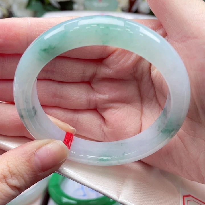 未镶嵌手镯翡翠翡翠