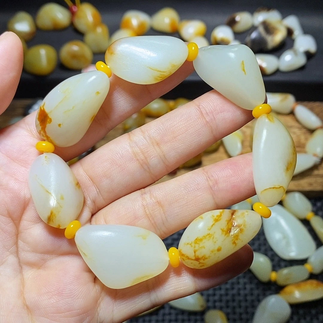 用***6和田玉未镶嵌手链