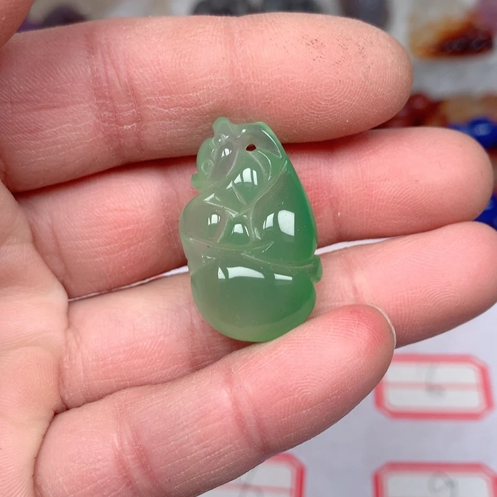 玛瑙/玉髓颈饰未镶嵌健**诚