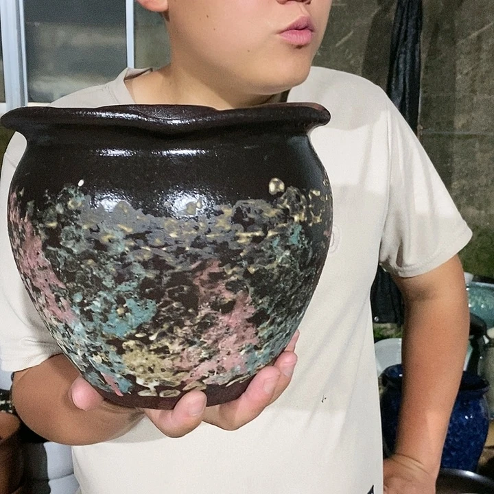 紫砂花盆口20高18瑕疵