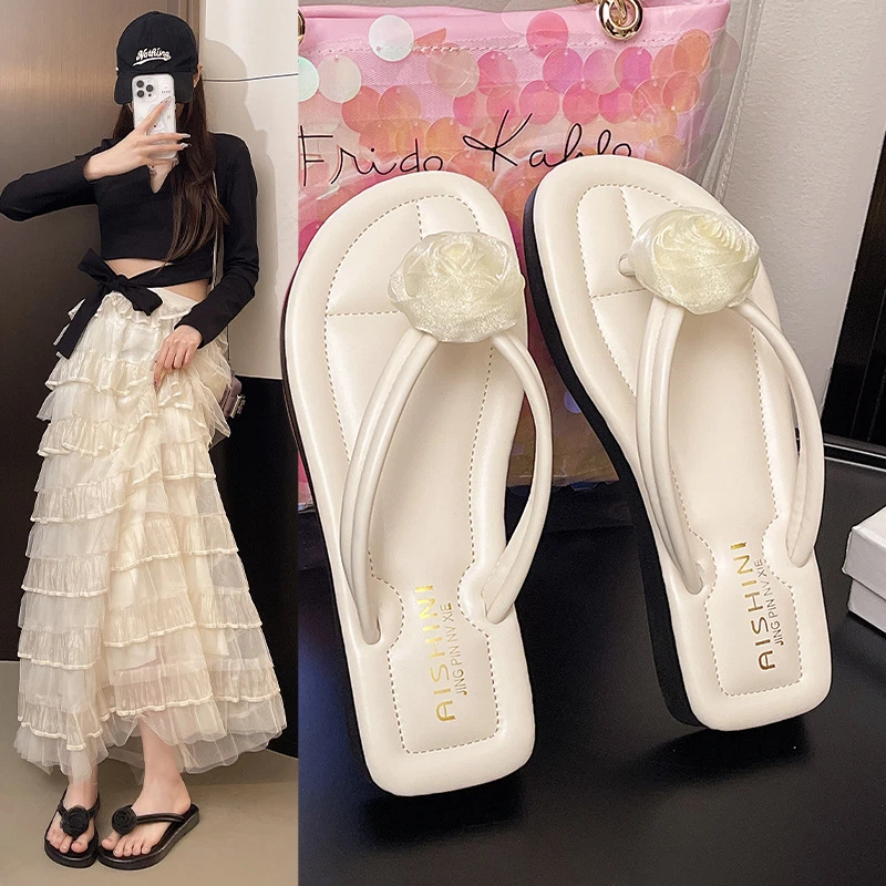 人字拖鞋女夏外穿时尚2025年新款仙女风防滑平底夹脚海边沙滩凉拖