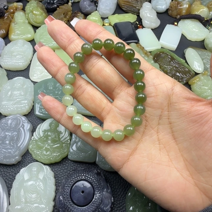 和田玉未镶嵌颈饰卡8