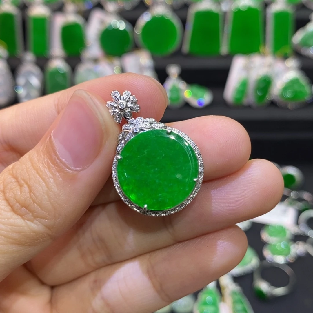 翡翠18K金镶嵌吊坠(不含链)