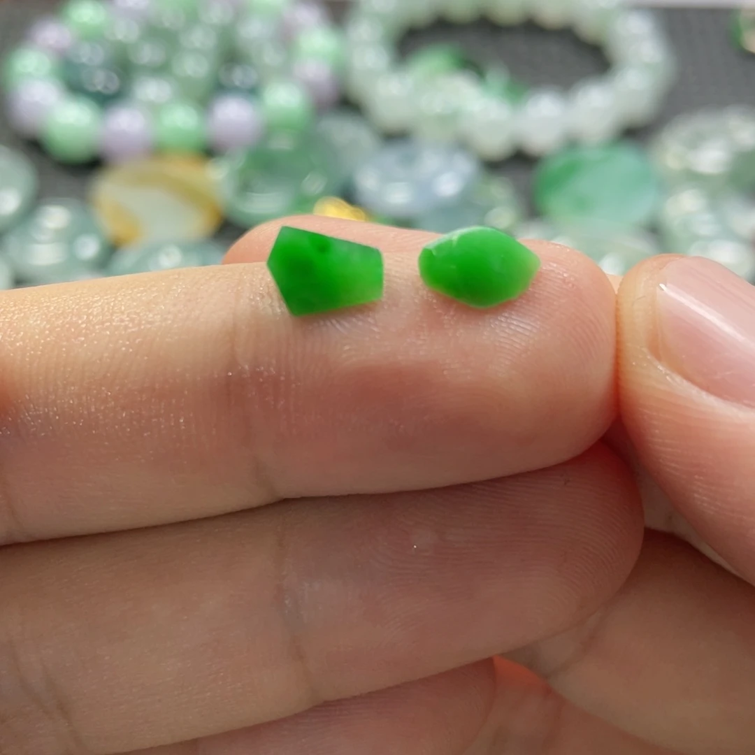 未镶嵌定制翡翠翡翠