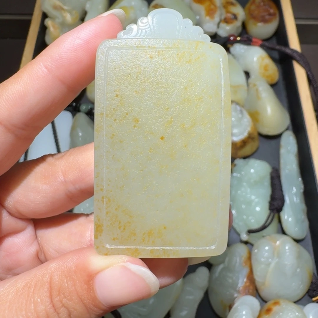 和田玉未镶嵌吊坠(不含链)