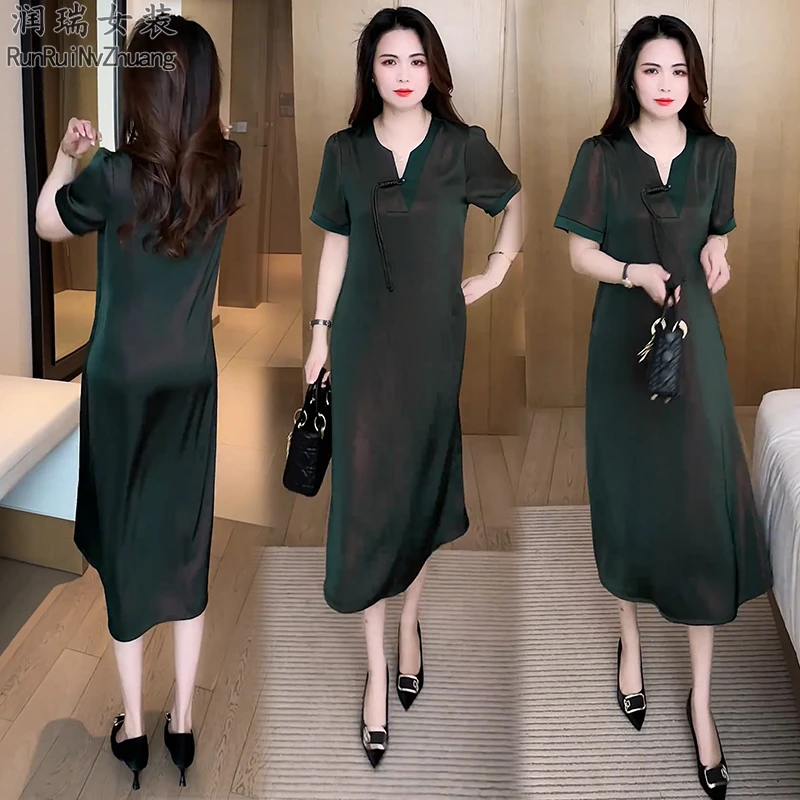 夏季妈妈连衣裙裙子过膝V领拼接大码A字裙收腰显瘦开叉夏季2025潮