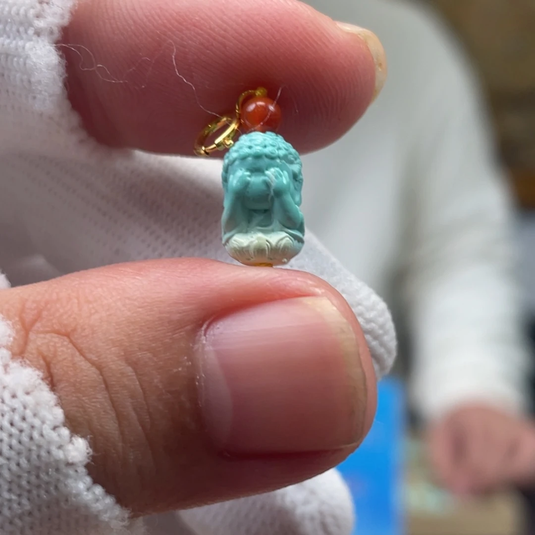 绿松石未镶嵌挂件