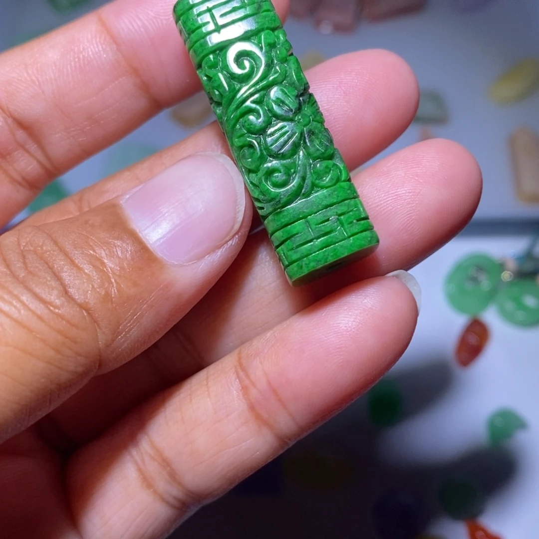 颈饰未镶嵌翡翠白***亮