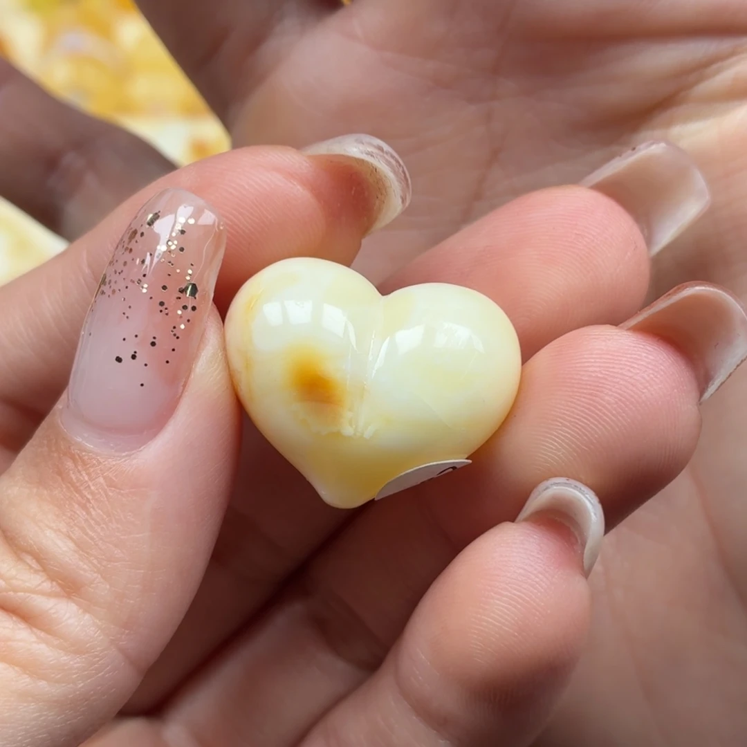 琥珀未镶嵌裸石蜜蜡