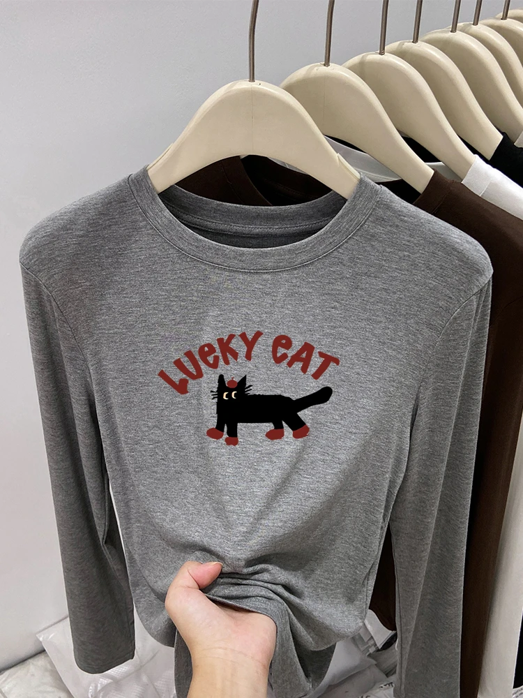 时尚百搭t恤女长袖显瘦韩版个性打底衫内撘早秋薄款软糯休闲圆领