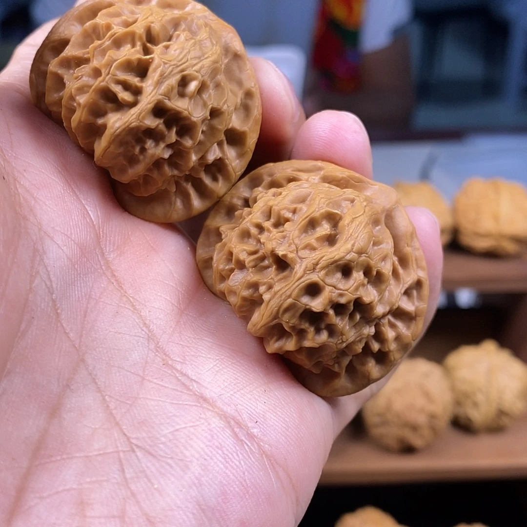 文玩核桃把件3宫灯