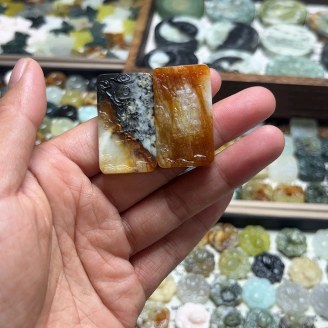 合金蛇纹石玉颈饰