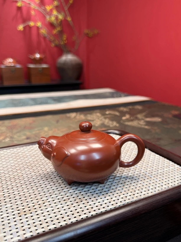生肖猪壶 全手工潮州手拉壶朱泥小品薄胎趣味泡茶器潮州工夫茶具
