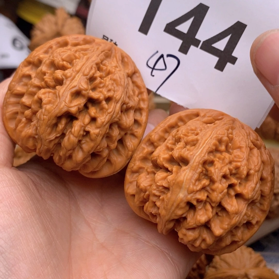 文玩核桃把件144号47粗筋