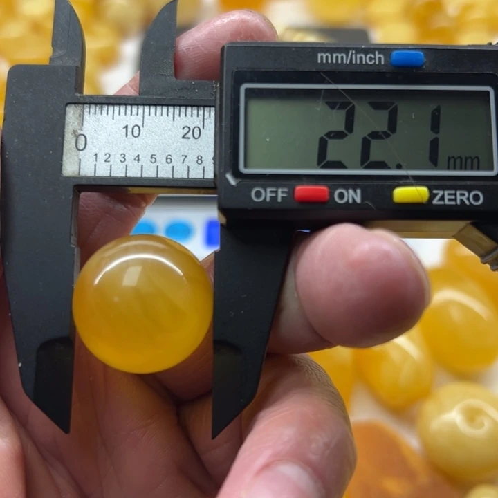 琥珀未镶嵌裸石原矿