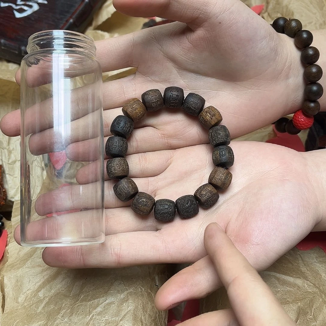 大叶紫檀（黑酸枝木类）