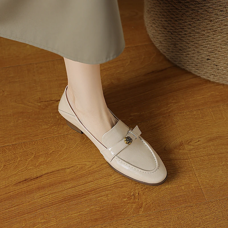 羊皮3.5公分/小尖头粗跟英伦风百搭单鞋软底真皮复古山茶花乐福鞋