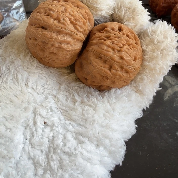 文玩核桃吊坠铁锤妹妹