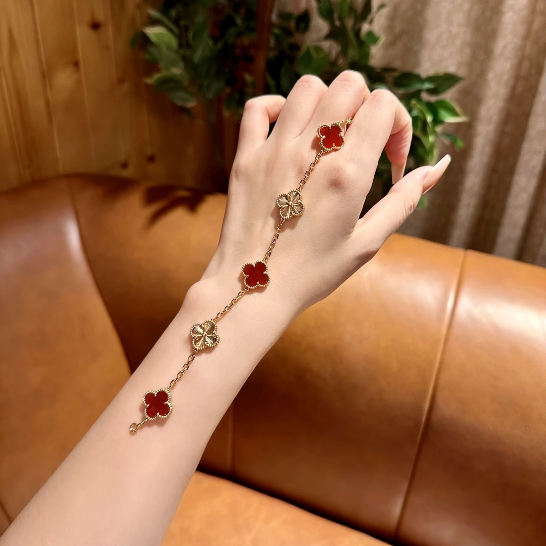 铜合金手链 镀K金高定红镭射花系列 轻奢气质时尚百搭不掉色手链