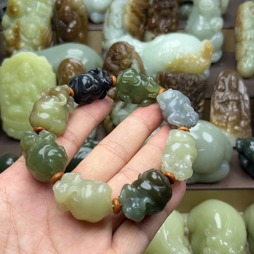 未镶嵌和田玉挂件