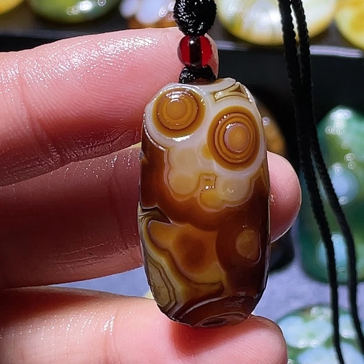 玛瑙/玉髓未镶嵌珠宝奇石