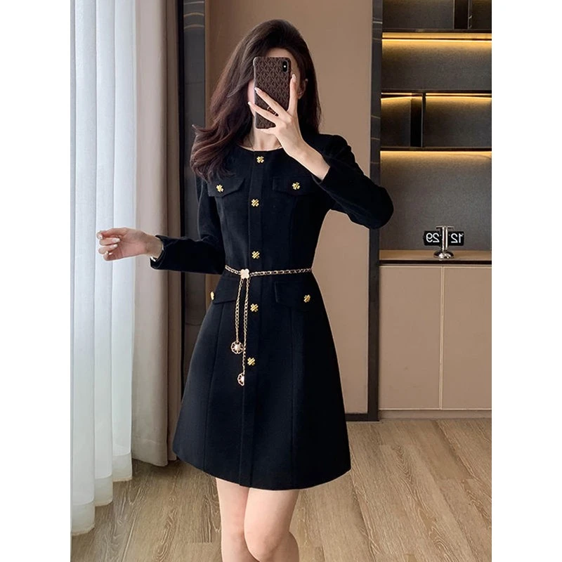 2025春装新款法式气质小香风收腰显瘦高级感小个子黑色连衣裙女秋