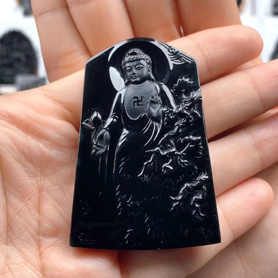 颈饰未镶嵌翡翠璞*阿弥陀佛