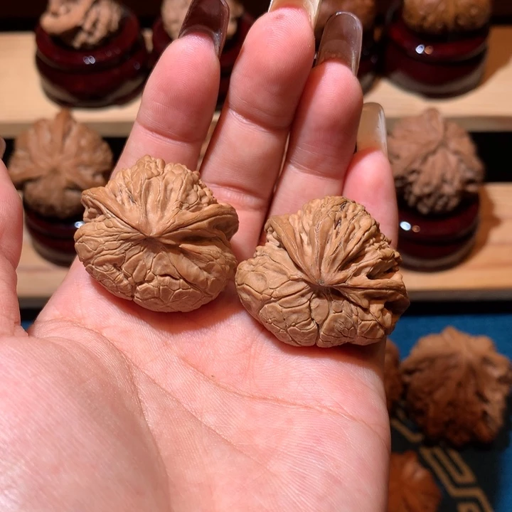 把件文玩核桃宫灯蛇，全品，33