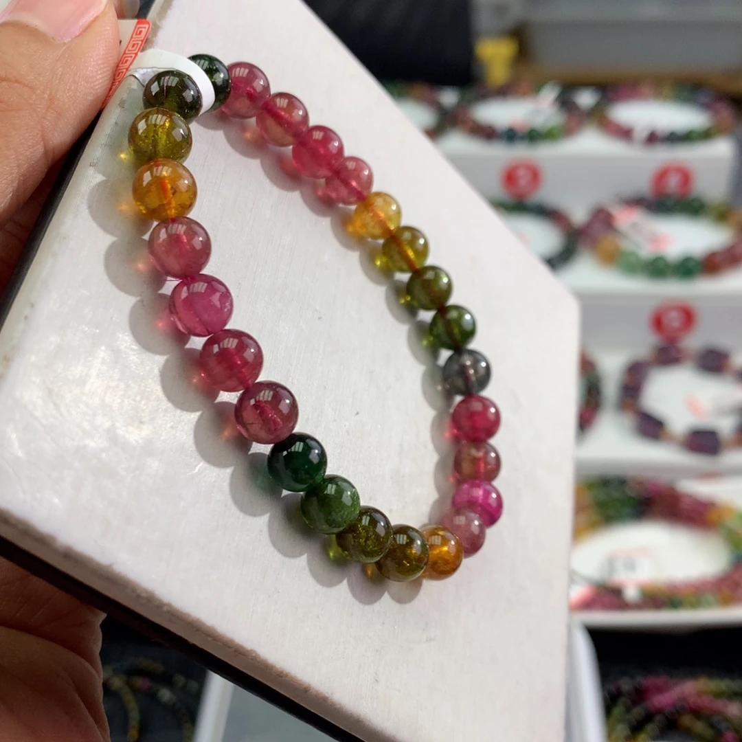 未镶嵌手链碧玺     7mm。
