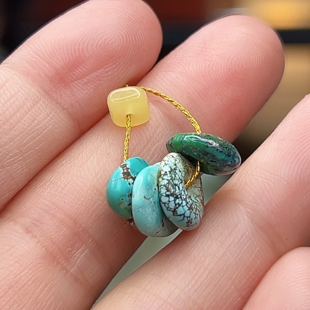 蜜蜡未镶嵌珠宝奇石