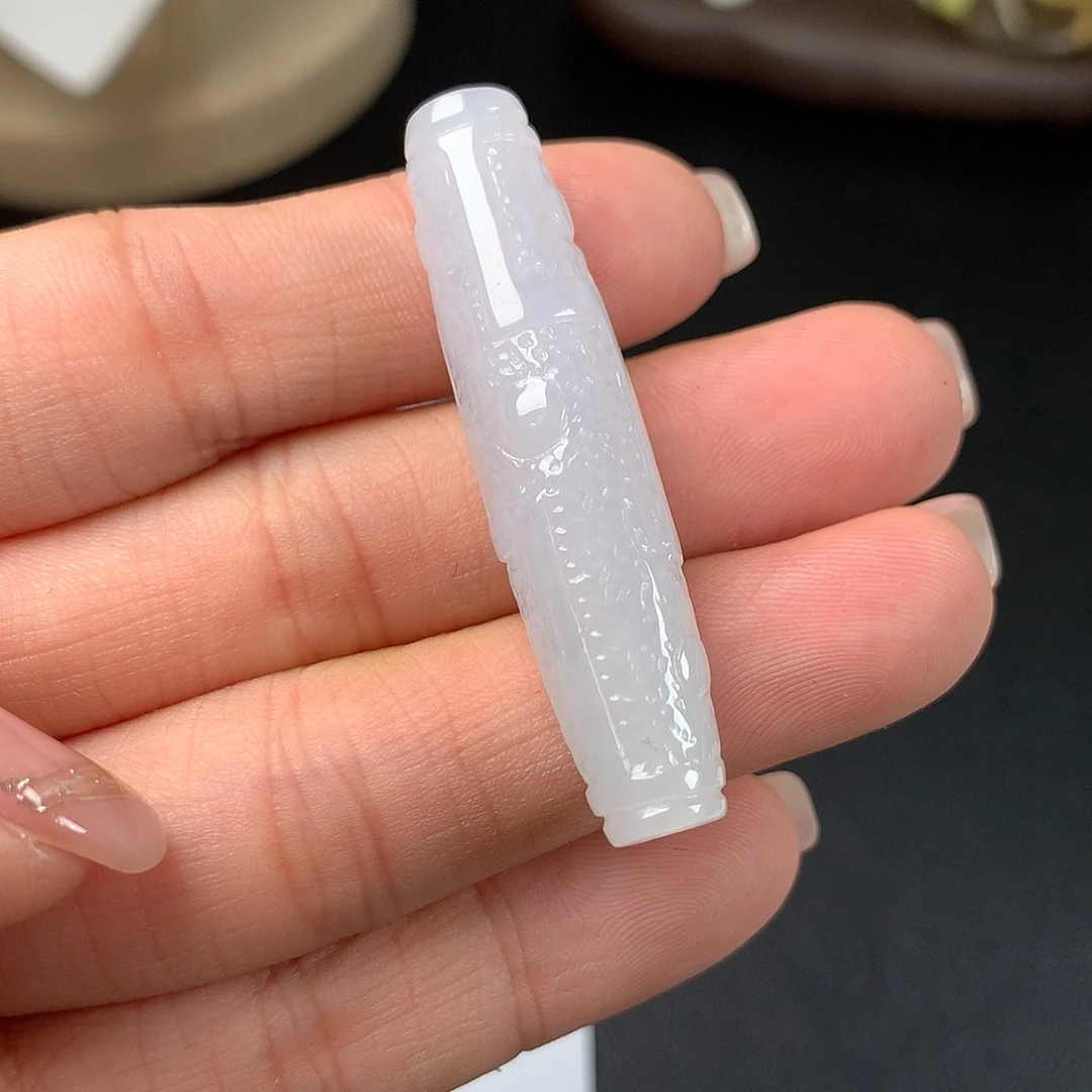 翡翠未镶嵌颈饰天珠