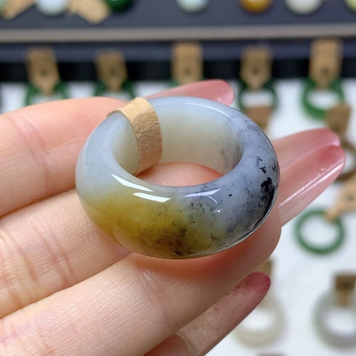 和田玉戒指未镶嵌