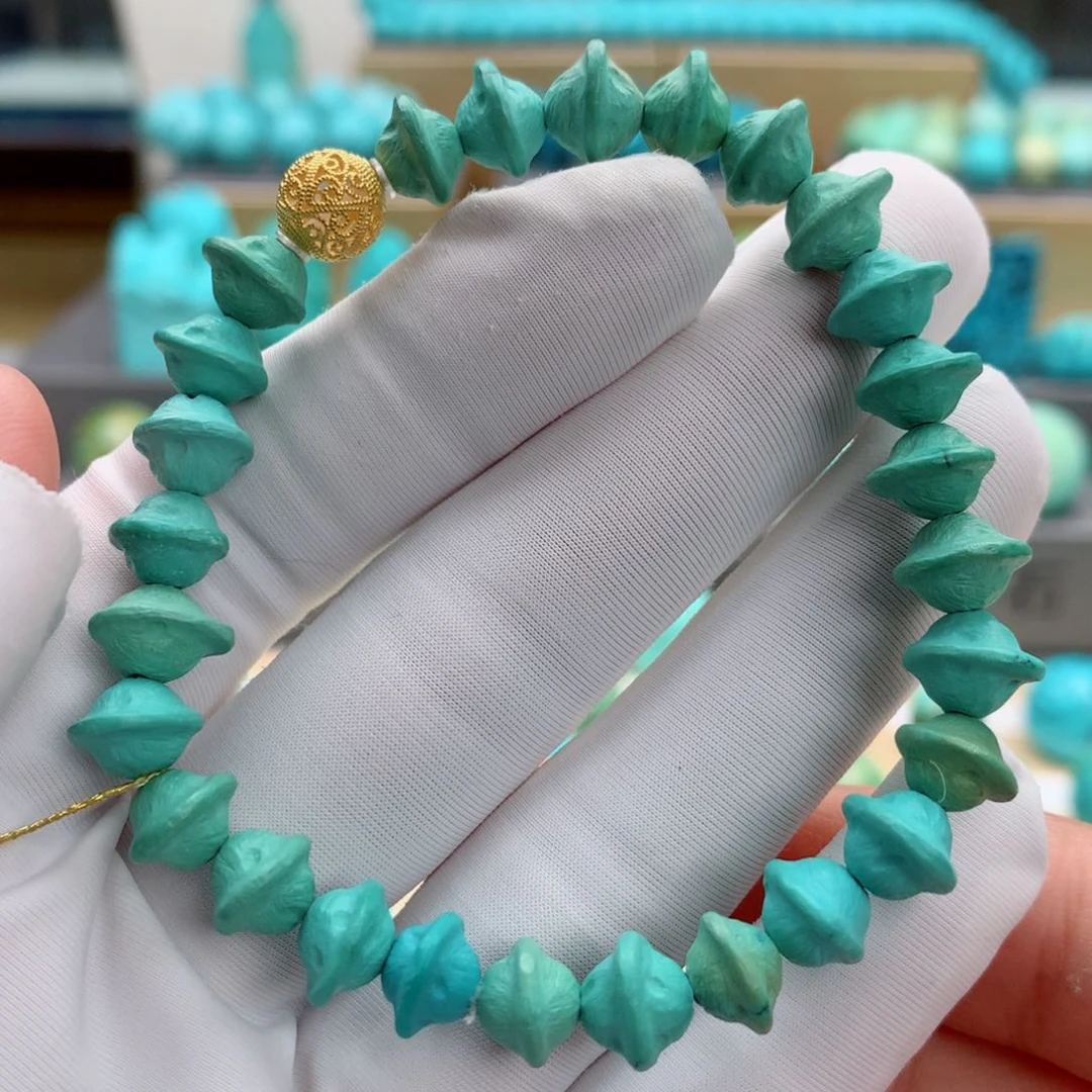 未镶嵌绿松石奇石