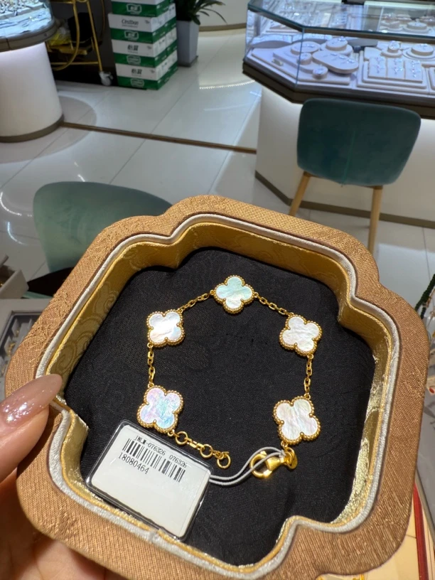 足金999白色四叶草手链