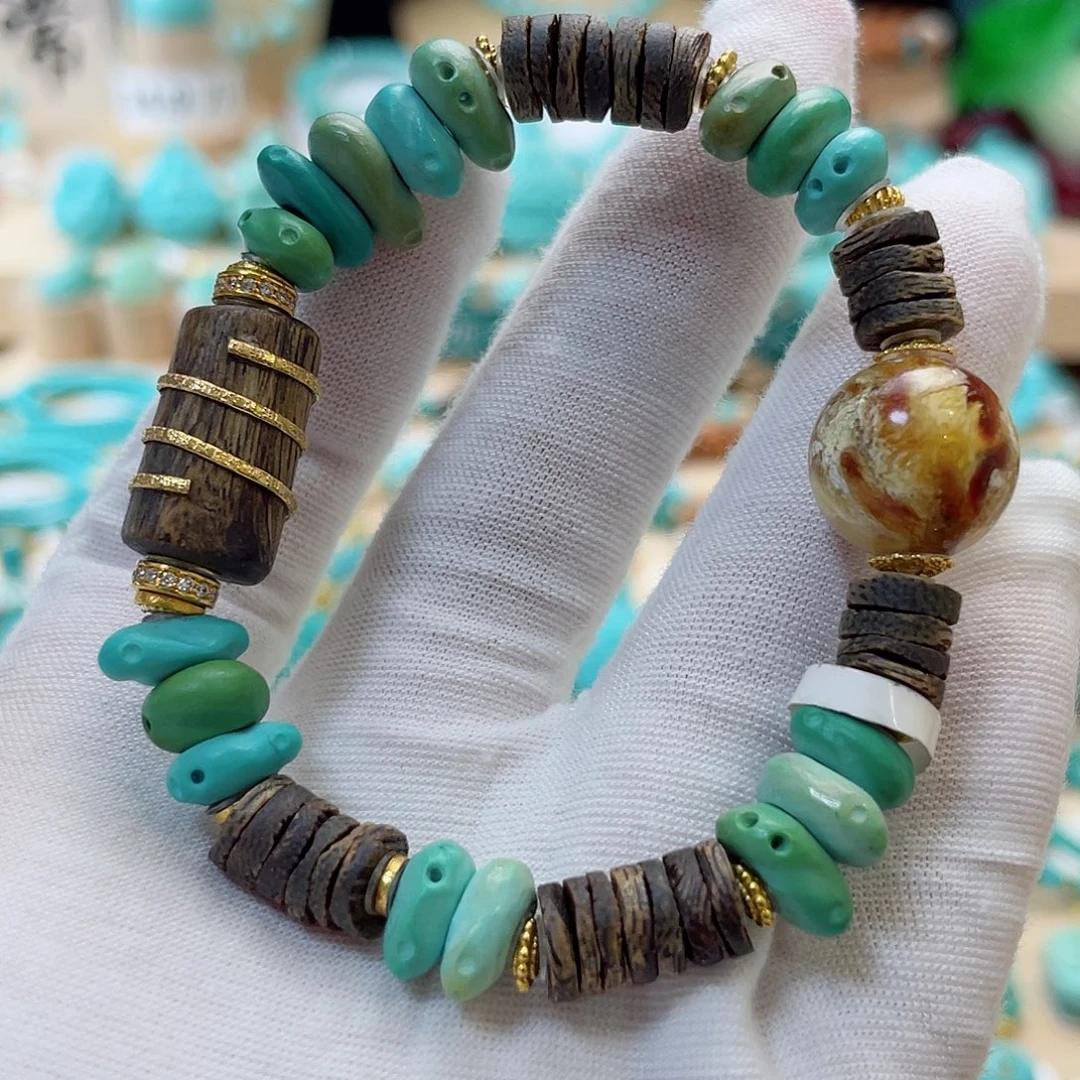 未镶嵌绿松石珠宝奇石