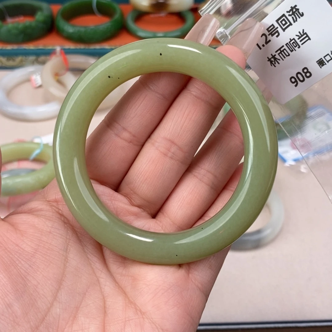 和田玉未镶嵌手镯57.3回流