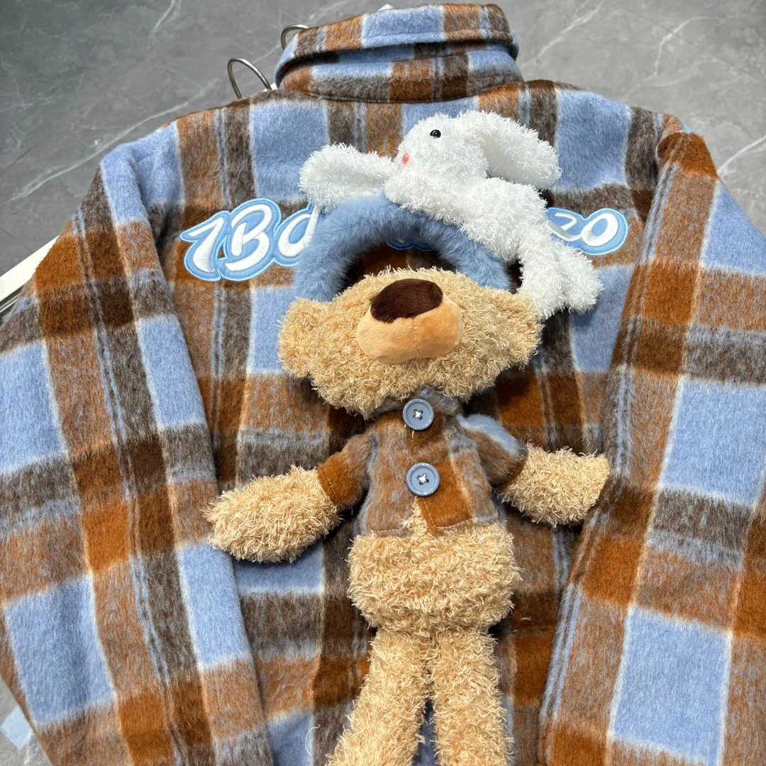 【YU·PP】（001）小众秀场大玩偶重工刺绣格纹男女同款大外套（P0245）