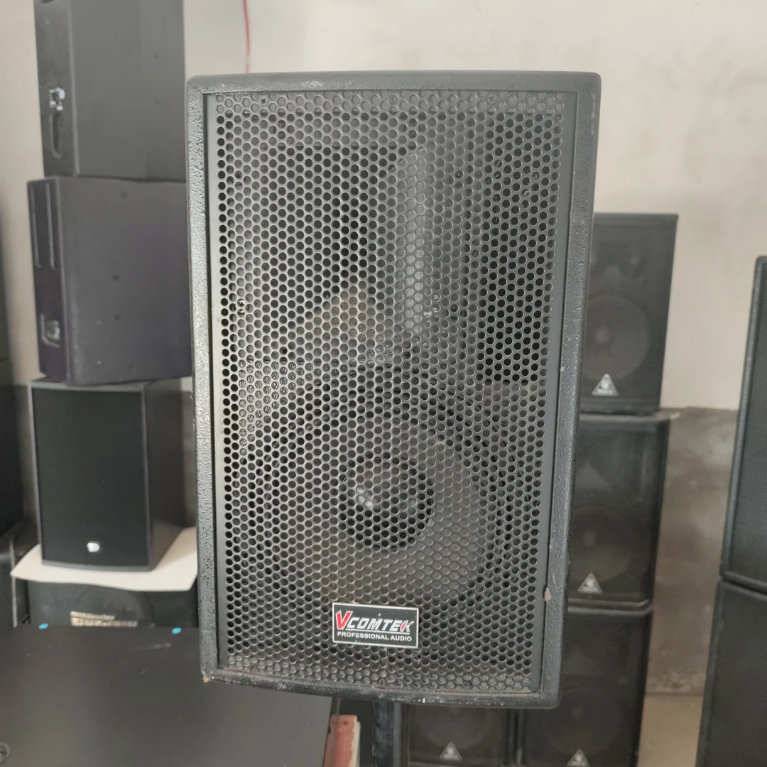 95新  二手8寸专业箱，功能正常不退不包邮